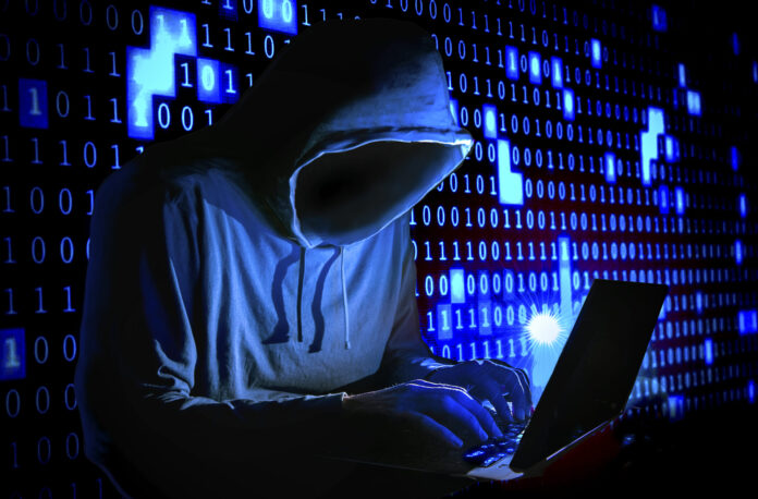 Serviciile britanice: 100 de state au programe de spionaj capabile să atace rețelele și companiile din Regatul Unit