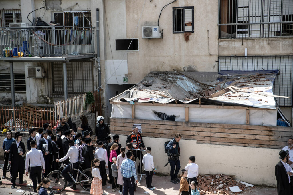 Războiul din Orientul Mijlociu, ziua 35 | Iranul promite atacuri „devastatoare” în Israel / Consiliul ONU va vota asupra folosirii forței pentru eliberarea Strâmtorii Ormuz / Kuweitul interceptează drone și rachete ostile