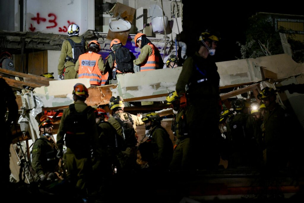 Atac iranian asupra orașului Haifa: clădire distrusă și victime confirmate