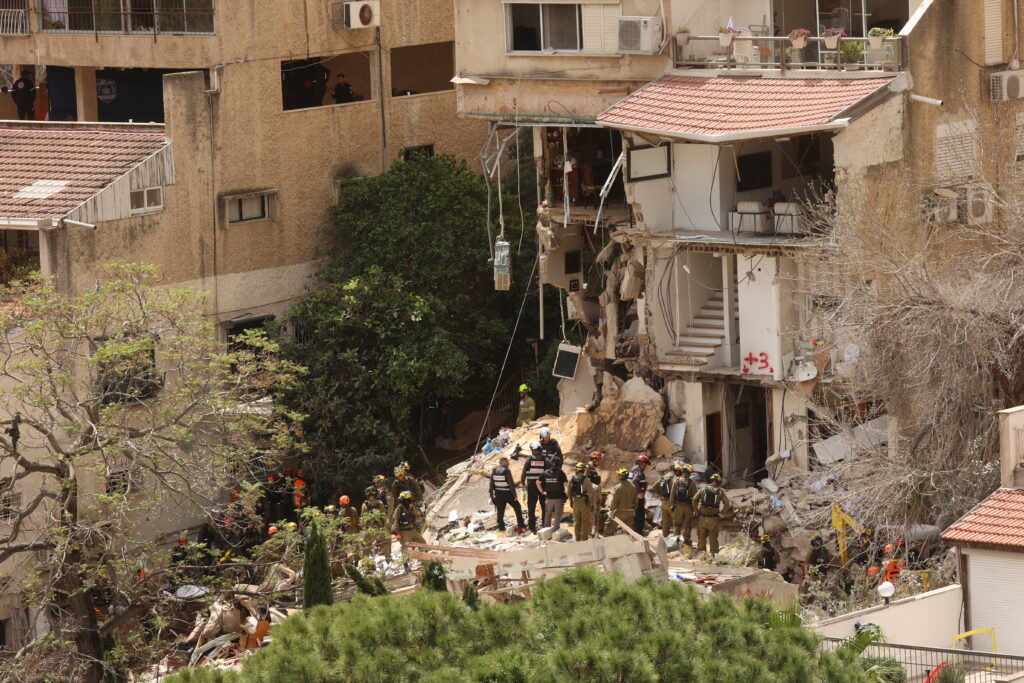 Rusia, acuzată că a oferit Iranului ținte energetice din Israel. Kievul avertizează asupra extinderii alianței