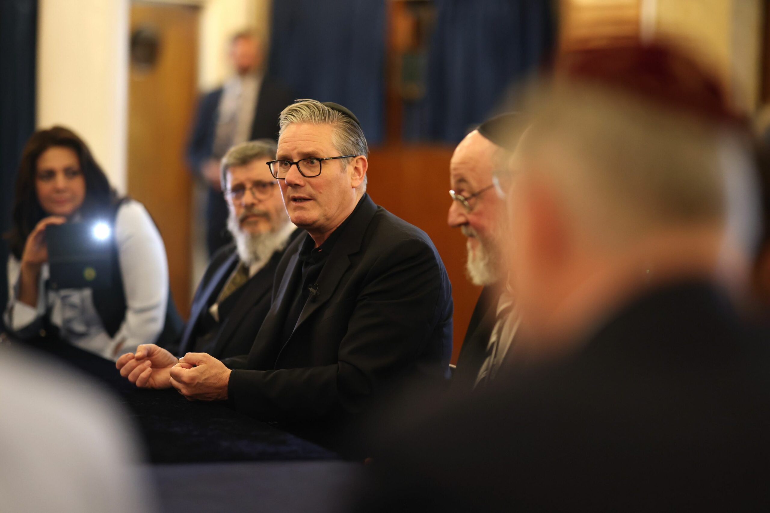 Parlamentul britanic decide soarta lui Keir Starmer