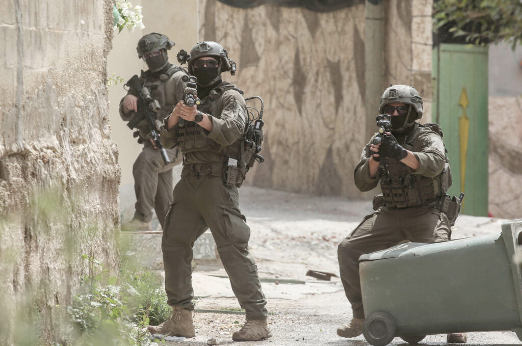 Un soldat israelian a distrus o statuie a lui Iisus în Liban. Armata a deschis o anchetă