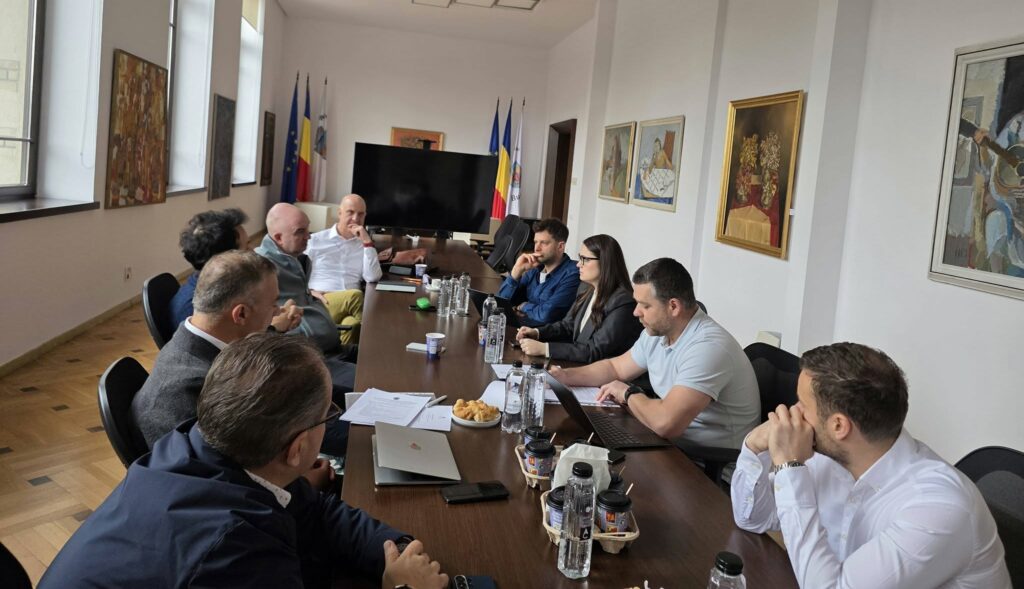 Patronii vor să țină deschise terasele din Capitală tot timpul anului