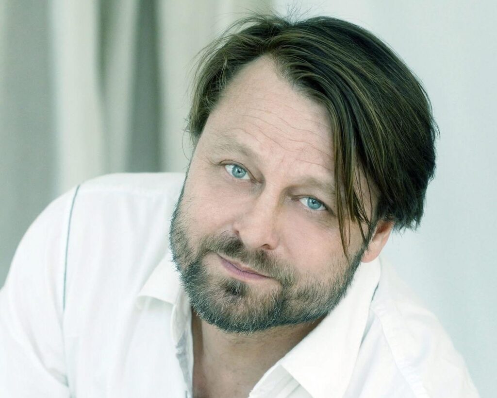 Presa ungară: O nouă provocare pentru maghiarii din Transilvania. Un nou partid maghiar s-a înființat în România