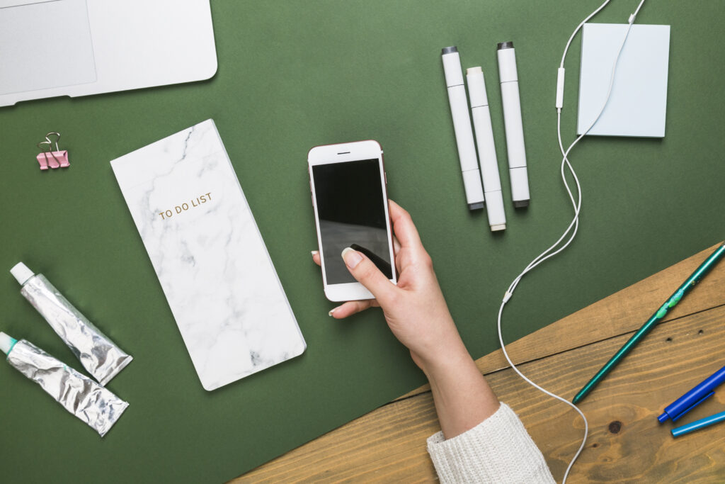 Telefonul vechi e o comoară. Cinci moduri de reutilizare la care nu te-ai gândit