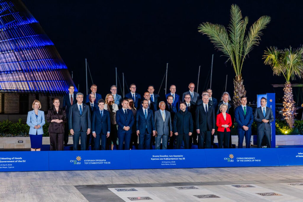 NYTimes: Liderii UE au discutat informal în Cipru despre apărarea militară reciprocă “fără NATO”. Ce concluzii sunt