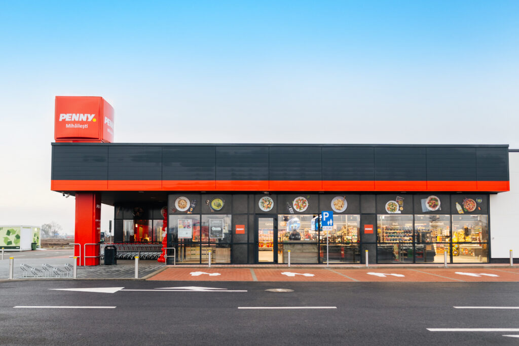 PENNY creează noi locuri de muncă în județul Vâlcea: retailerul recrutează echipa pentru magazinul din Mihăești care se deschide în luna iunie