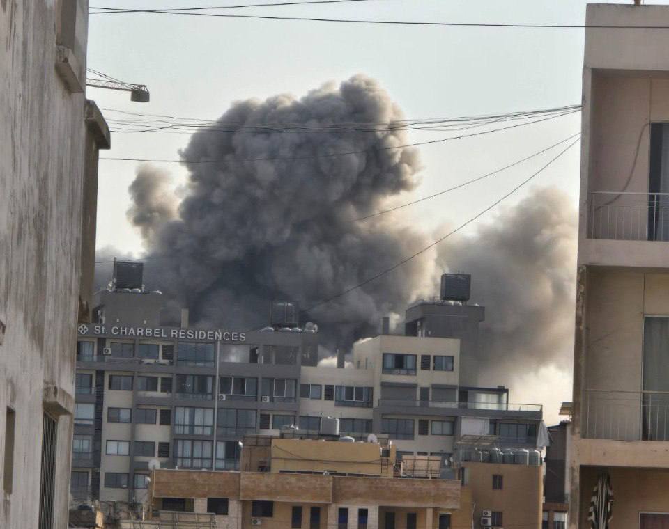 WSJ: Iranul a oprit legăturile directe cu SUA, iranienii fac lanțuri umane pe poduri și lângă centrale