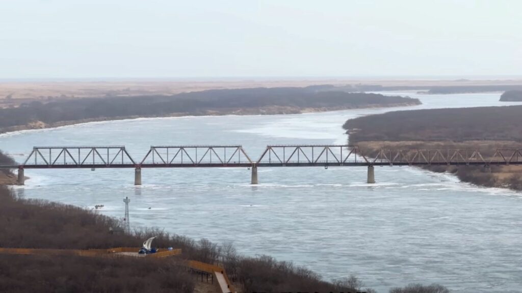 Rusia și Coreea de Nord inaugurează primul lor pod rutier: circulația va fi deschisă în această vară