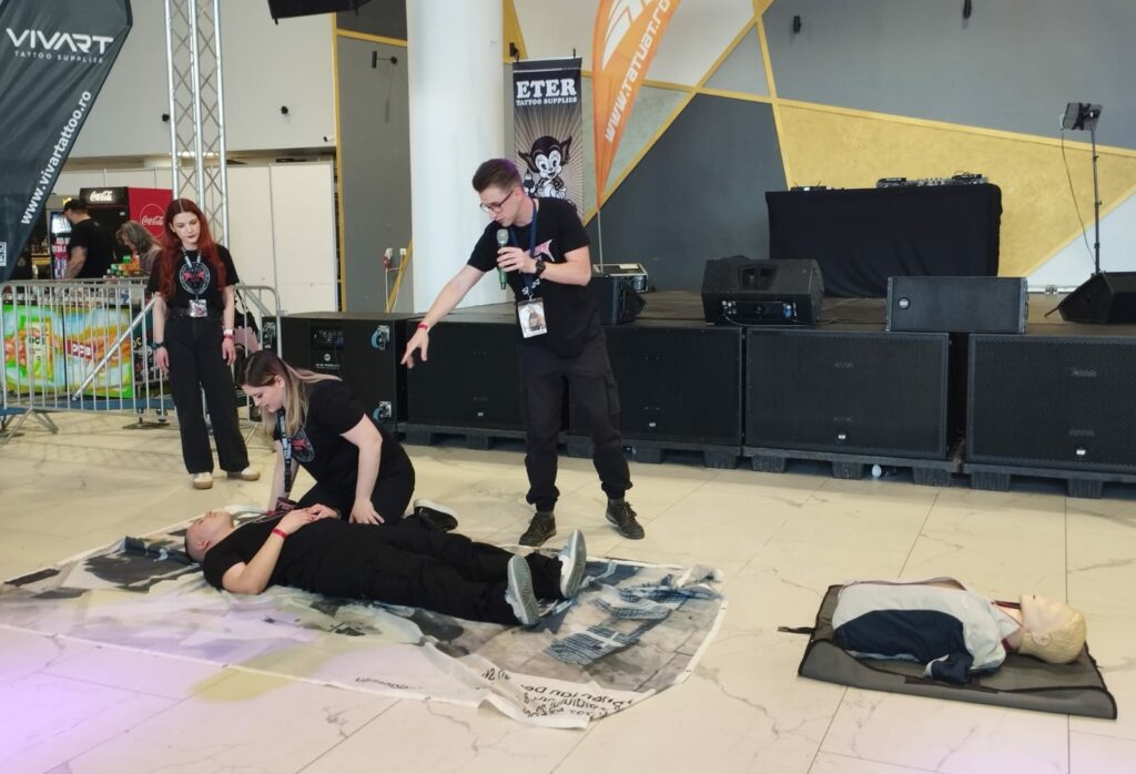 Cum acordăm corect primul ajutor? Noțiunile care fac diferența între viață și moarte