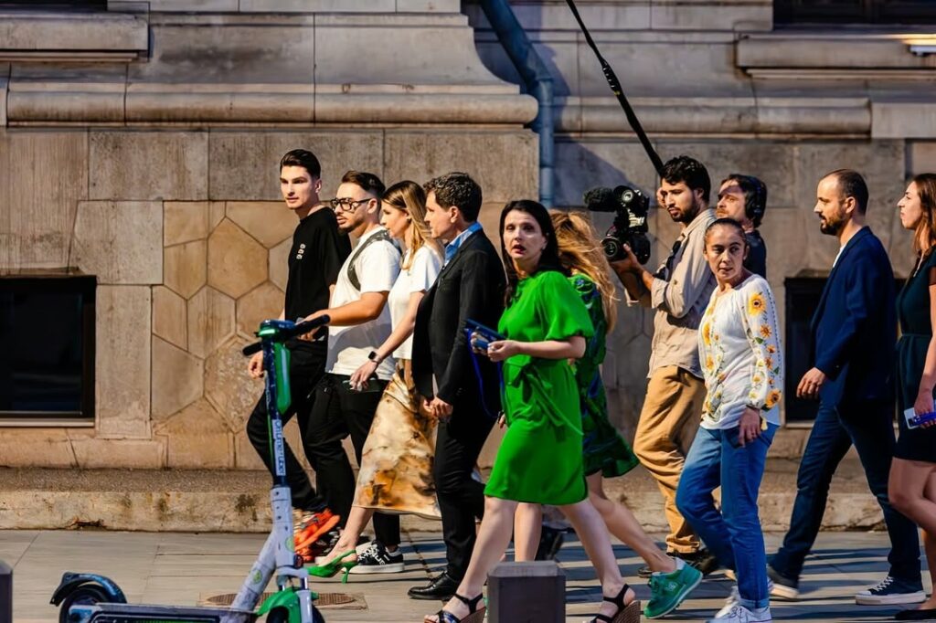 (DOCUMENTE) Președintele Nicușor Dan recunoaște că două persoane din campania sa au fost implicate în scandalul pozelor trucate de la prezidențialele din 2025. Legătura neașteptată: Andrei Bicuți, implicat în dosarul DIICOT, a avut contract direct cu Primăria Capitalei sub Nicușor Dan