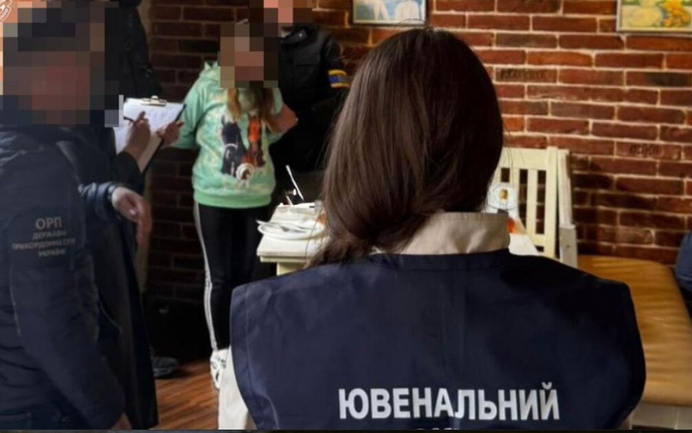 Ucraineancă arestată în momentul în care încerca să-și vândă copilul pentru 25.000 de dolari