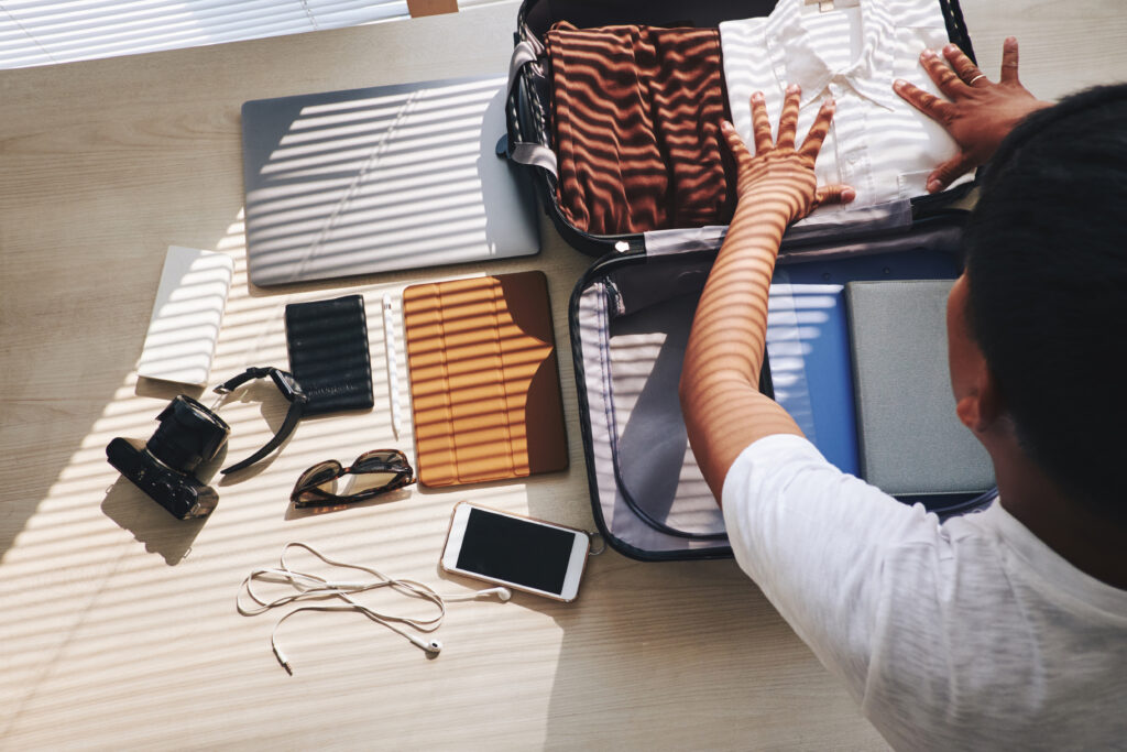 Cele mai ciudate obiecte pierdute în aeroporturi anul trecut: robot, meteorit și genunchi bionic