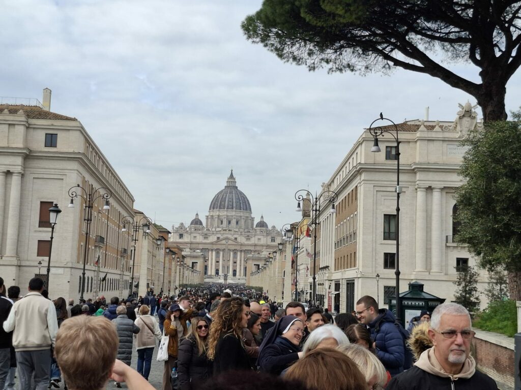 Primul Paște fără Papa Francisc, primele sărbători pascale cu Papa Leon