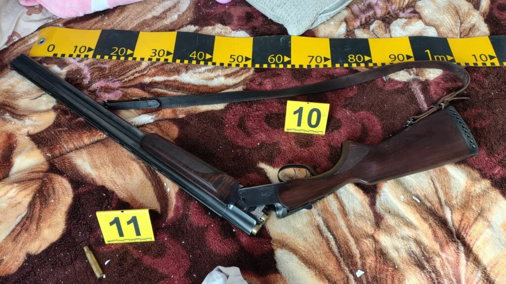 Bărbat împușcat mortal după ce a tras asupra polițiștilor în Neamț