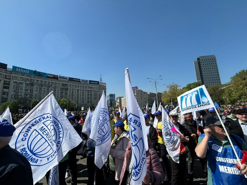 Protest în Piața Victoriei, organizat de Confederația Meridian: Sute de sindicaliști au ieșit în stradă pentru a-și cere drepturile
