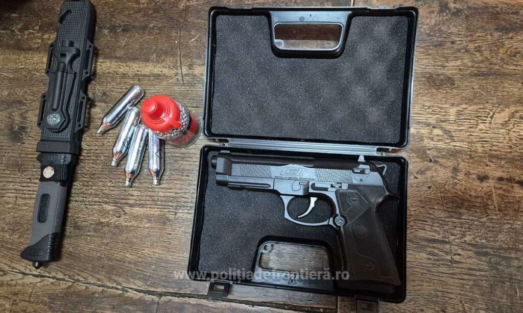Tânăr de 25 de ani, prins cu un pistol cu aer comprimat pe A1