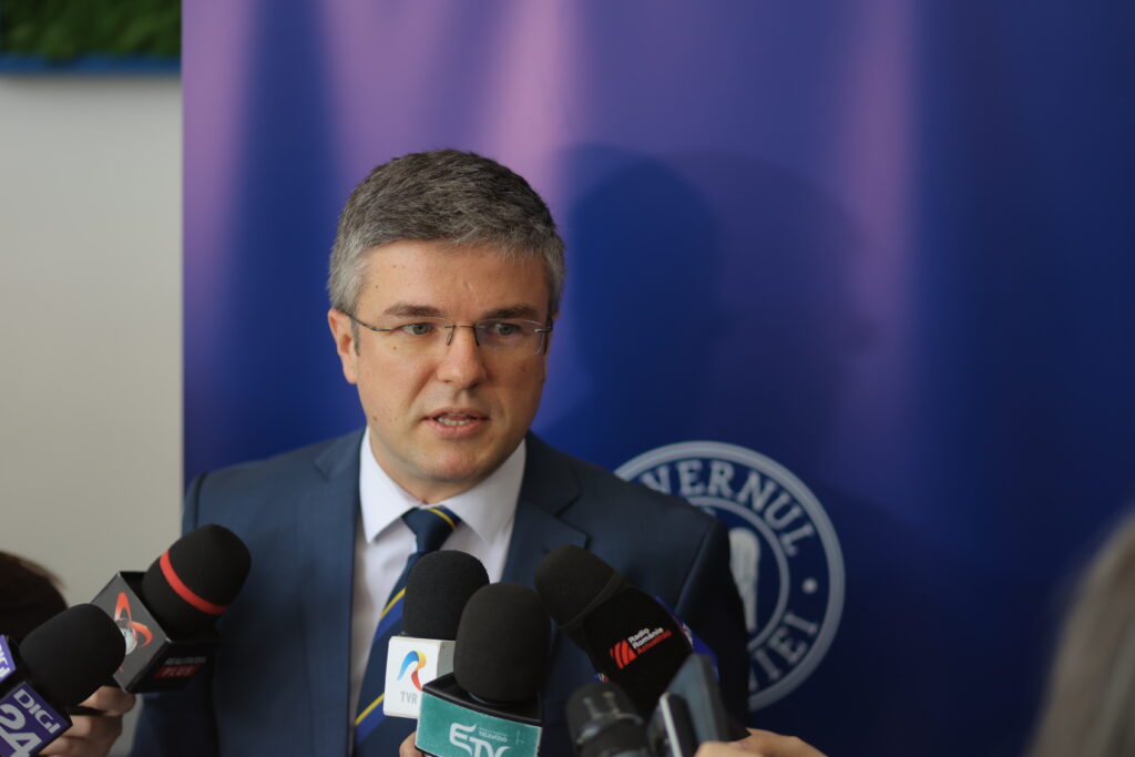 Va putea România să încheie contractele finanțate prin SAFE până la termenul-limită de la sfârșitul lunii? Răspunsul ministrului Economiei