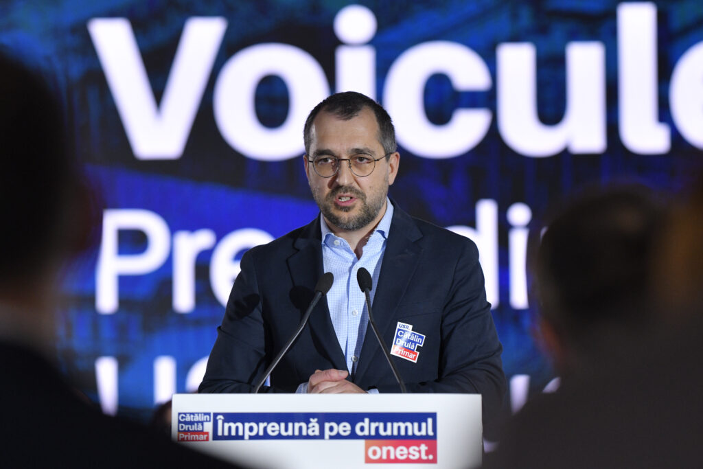 Vlad Voiculescu, consilier prezidențial, derapaj obscen pe Facebook: „#M***PSD”. Postarea a fost editată la scurt timp