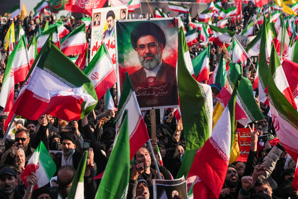 Președintele Iranului susține că s-a întâlnit cu Mojtaba Khamenei. Ayahollahul nu a fost văzut în public de la numirea sa