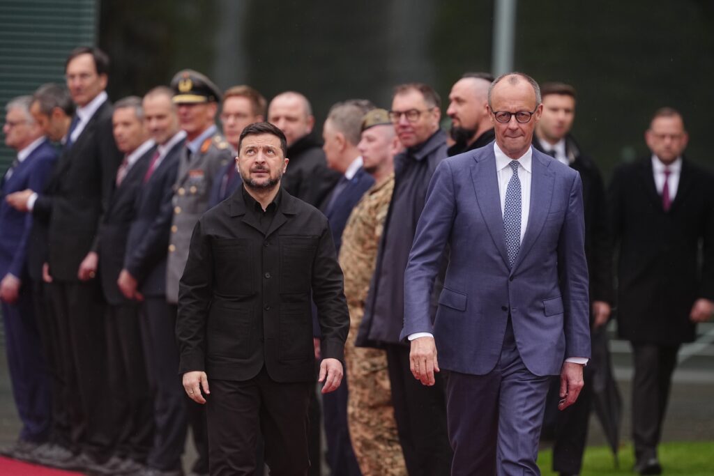 Zelenski: propunerea UE privind calitatea de membru asociat a Ucrainei este „nedreaptă”