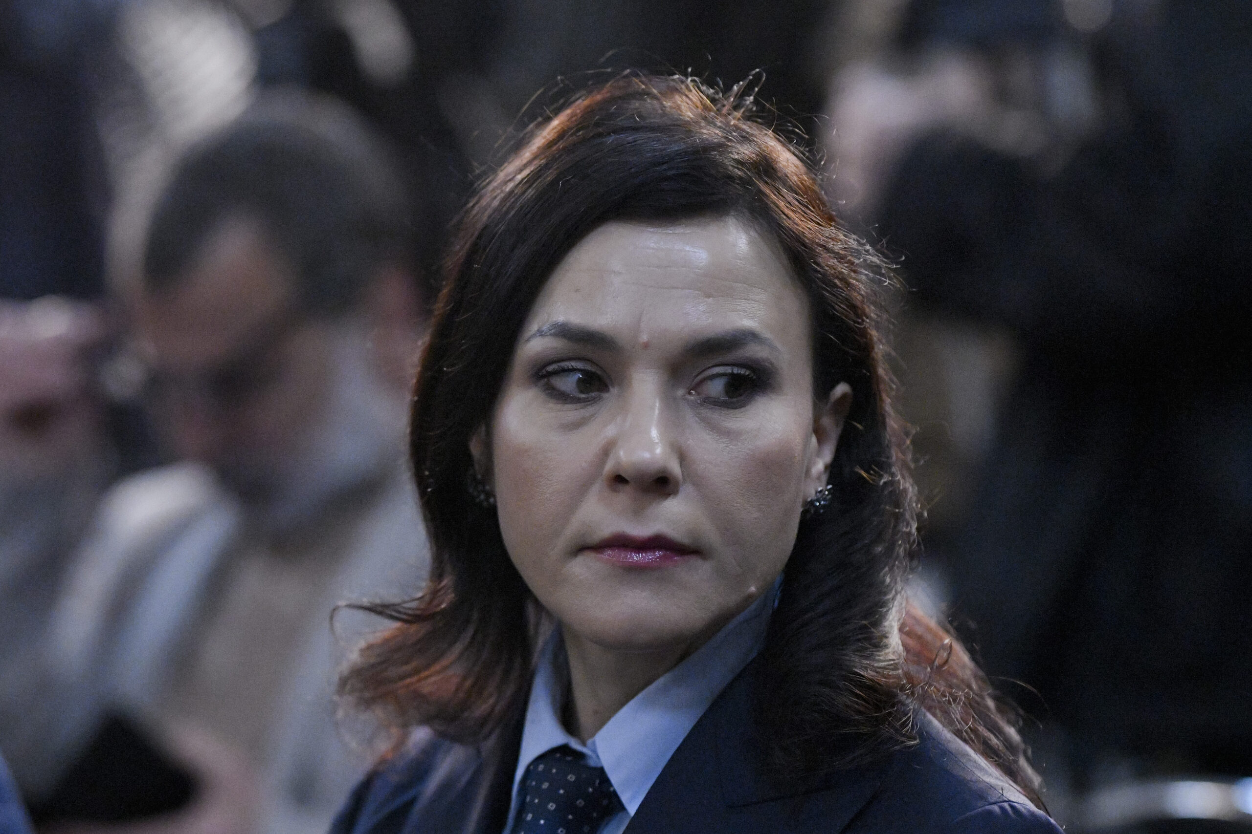 Procurorul general respinge legea salarizării