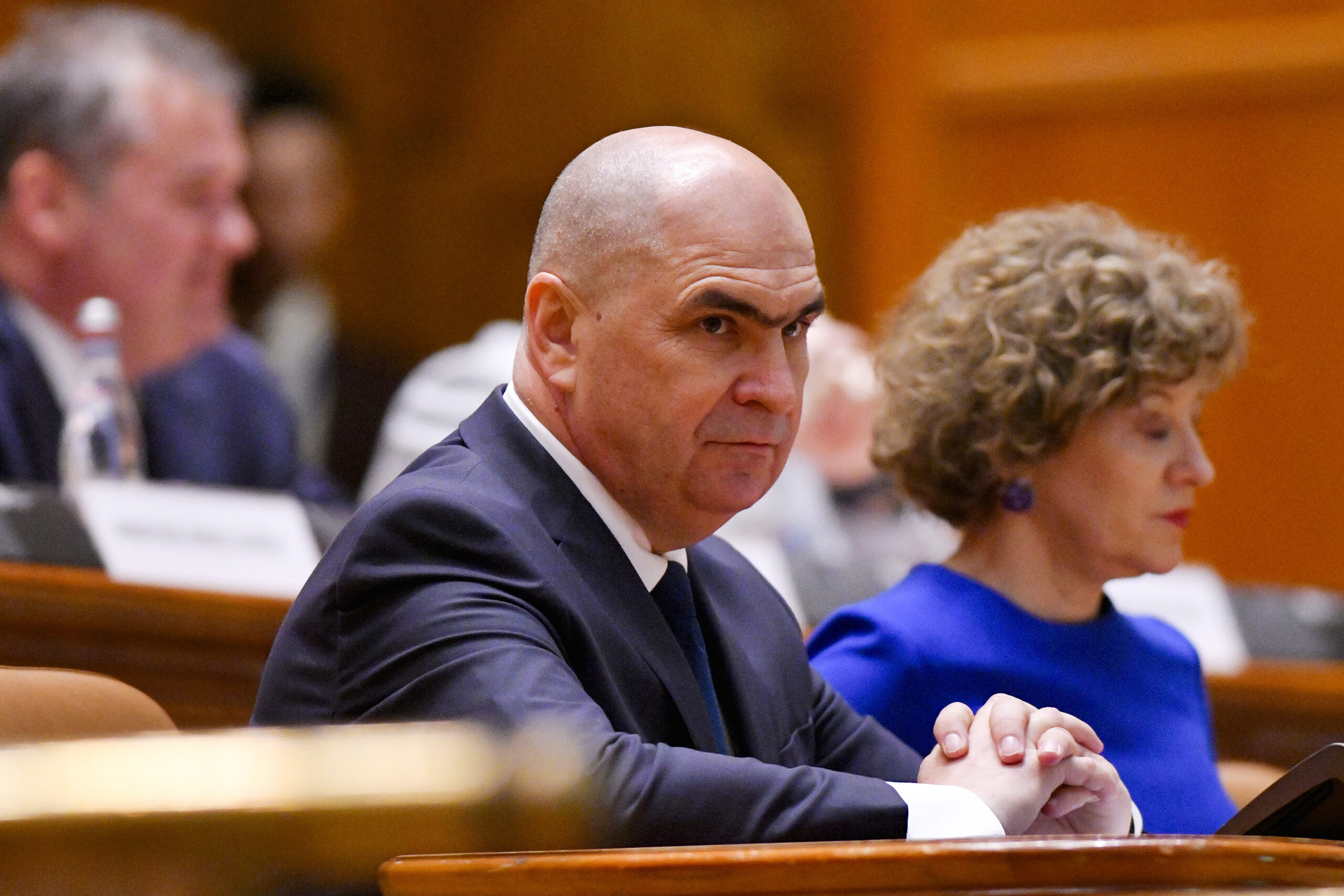 Ilie Bolojan o apără pe Oana Gheorghiu
