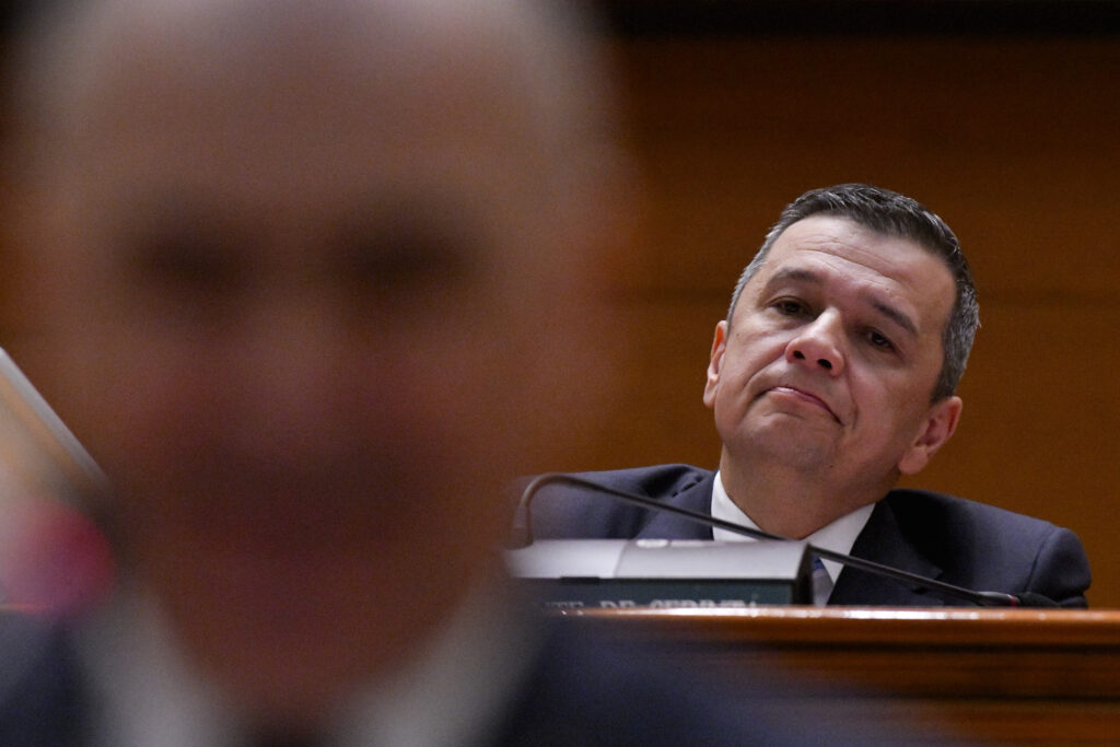 Grindeanu cere demisia lui Bolojan și din funcția de premier interimar