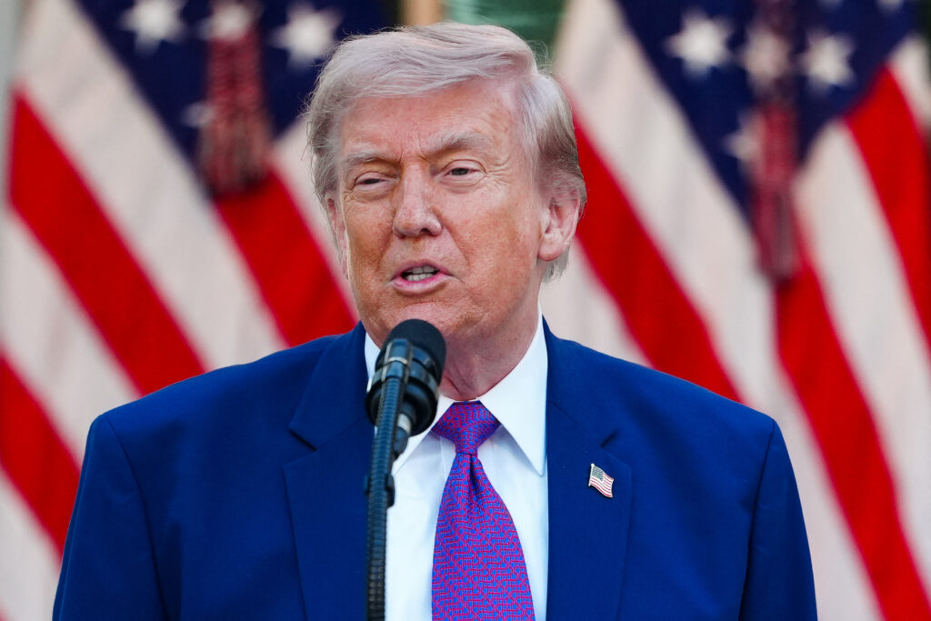 Trump: Detaliile acordului de pace cu Iranul „vor fi anunțate în curând”. Strâmtoarea Ormuz „va fi deschisă”