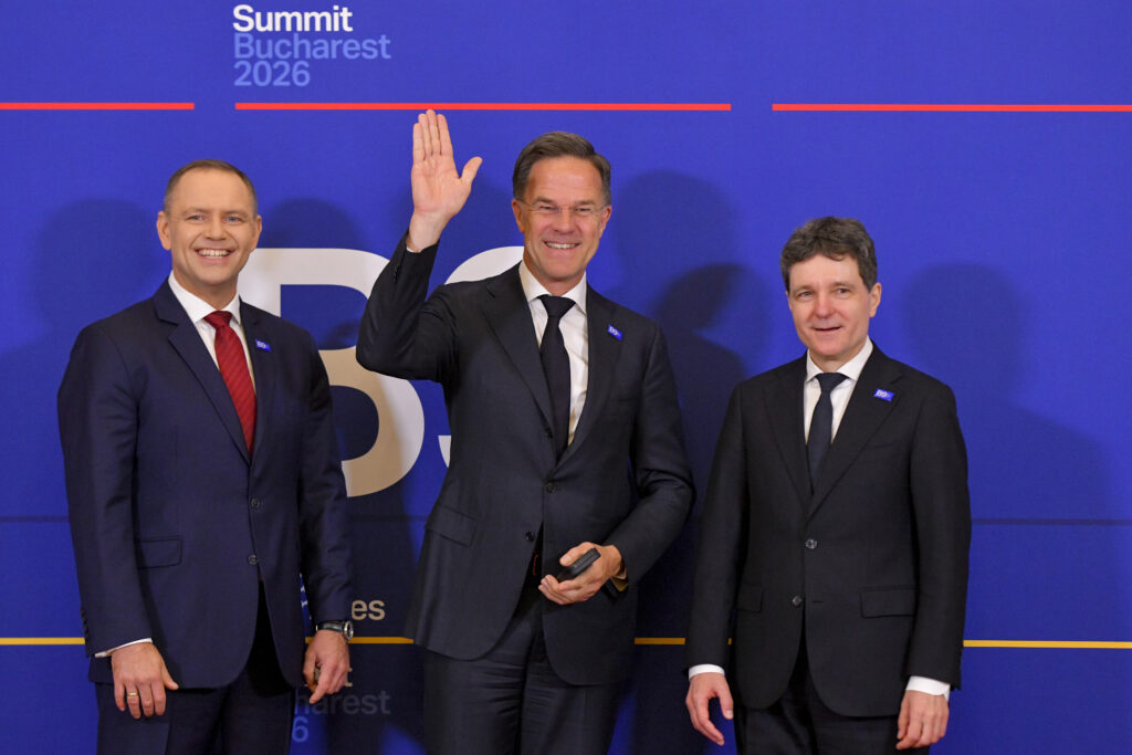 Nicușor Dan, Mark Rutte și Karol Nawrocki afirmă că NATO 3.0 nu înseamnă reducerea implicării SUA în Europa