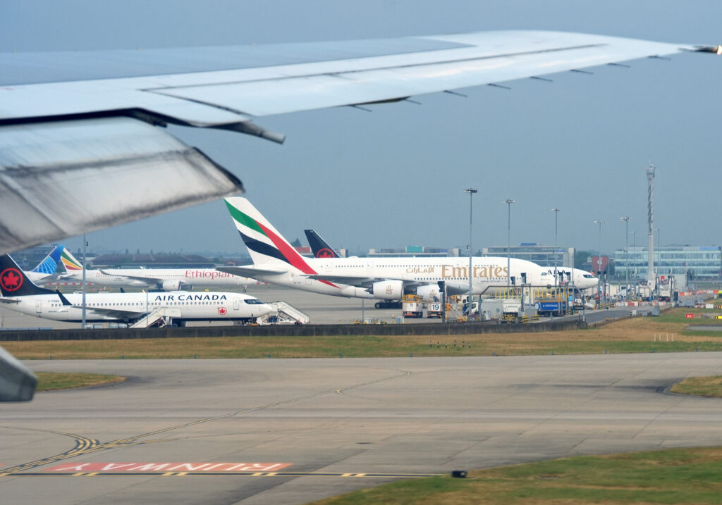 Un dispozitiv de epilare cu laser a declanșat alertă cu bombă la un aeroport din Australia