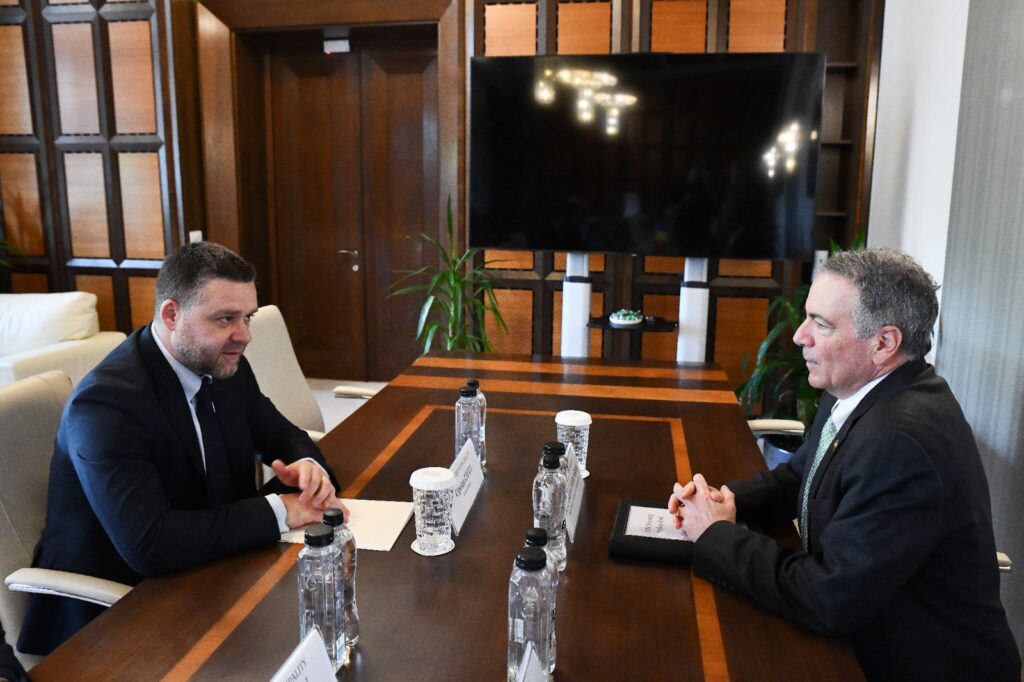 Ciucu: SUA se pot baza pe noi, rămânem una dintre țările filoamericane din partea noastră de lume