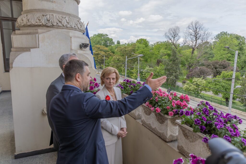 Familia Regală a României, primită la Primăria Capitalei de Ciprian Ciucu