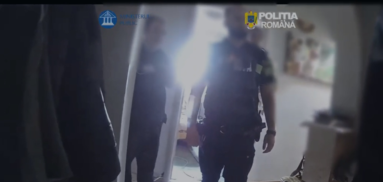 Crimă în plină zi: Bărbat înjunghiat pe o stradă din București