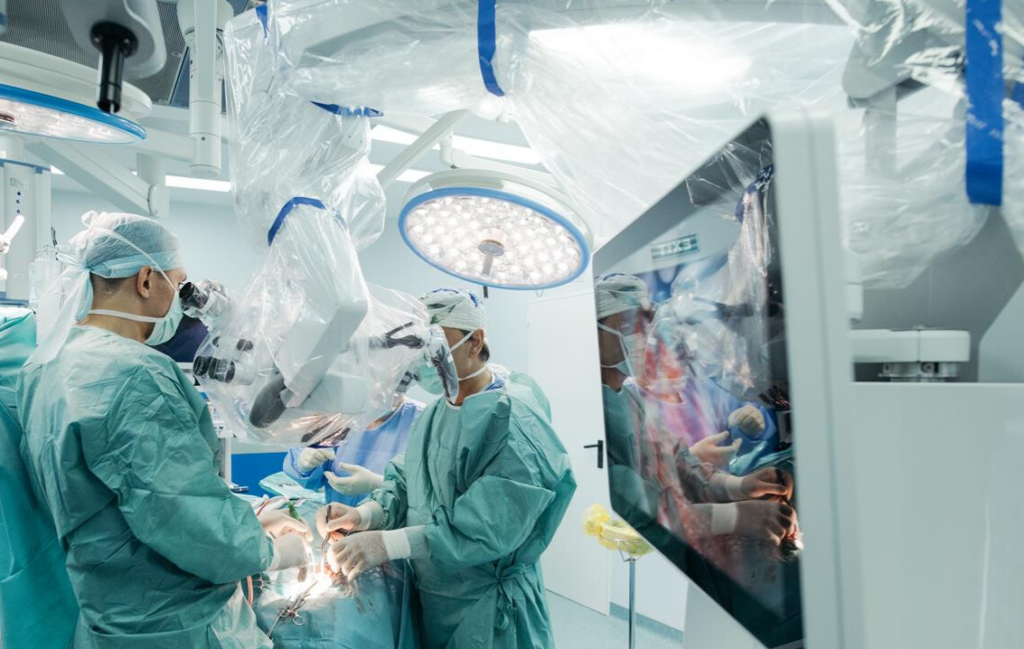 Cum se tratează modern hernia de disc (P)