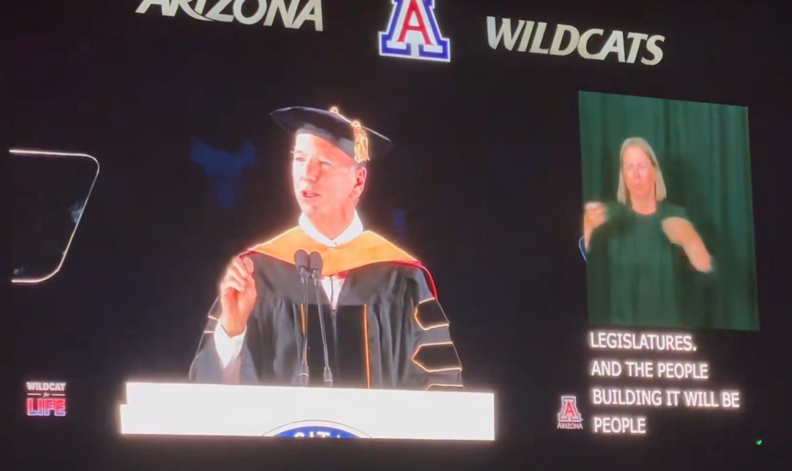 Fostul CEO Google, huiduit la ceremonia de absolvire