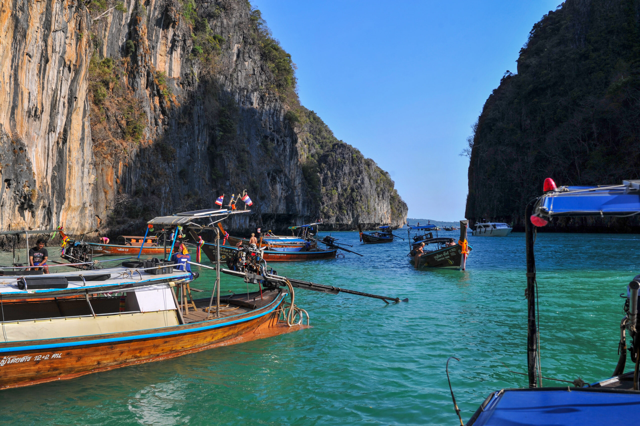Thailanda înăsprește regulile privind perioada de ședere pentru turiști
