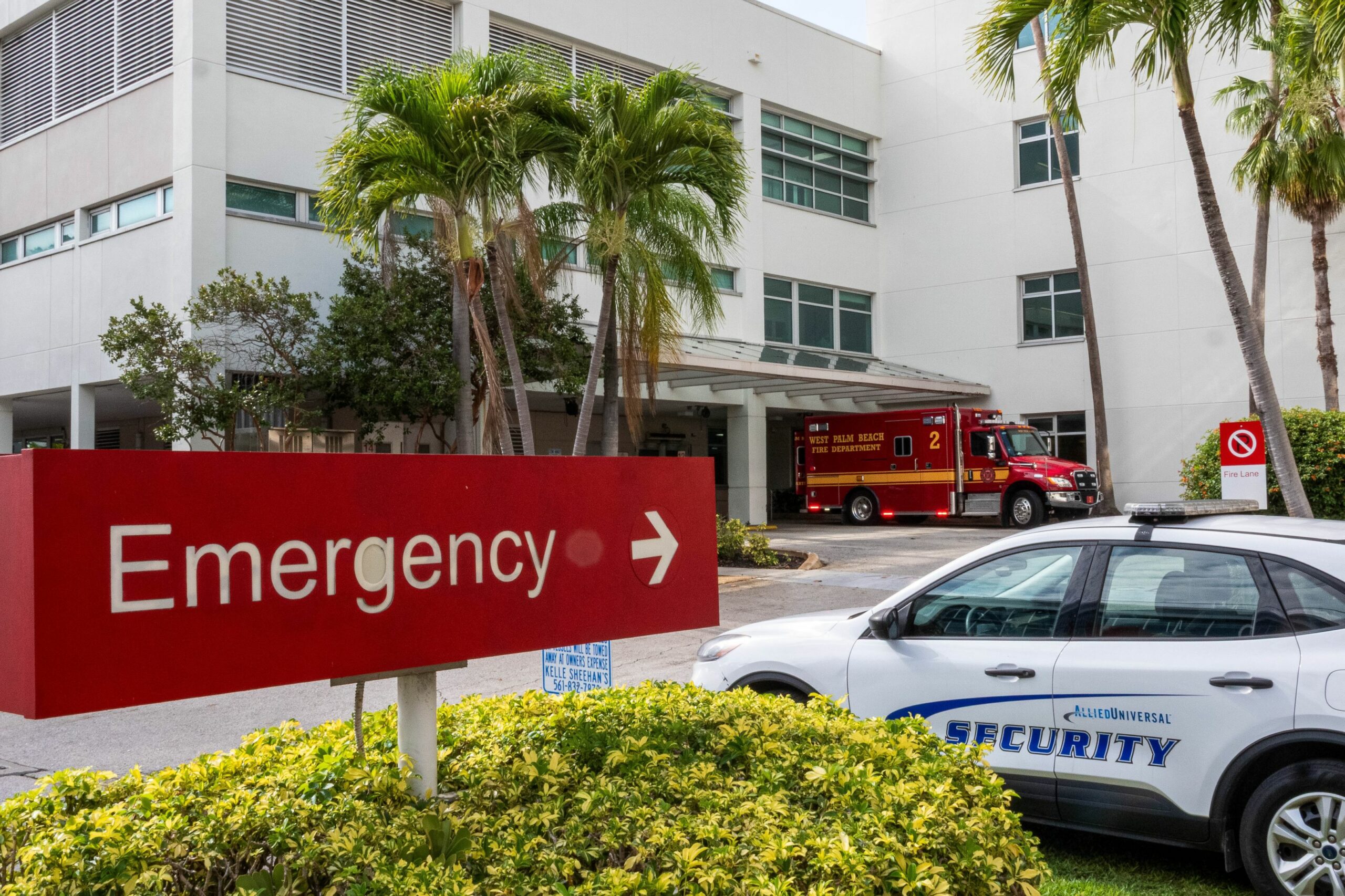 Poza pentru articolul „Posibilă” explozie a unei ambarcațiuni în apropiere de Miami Beach. Cel puțin 11 persoane au ajuns la spital