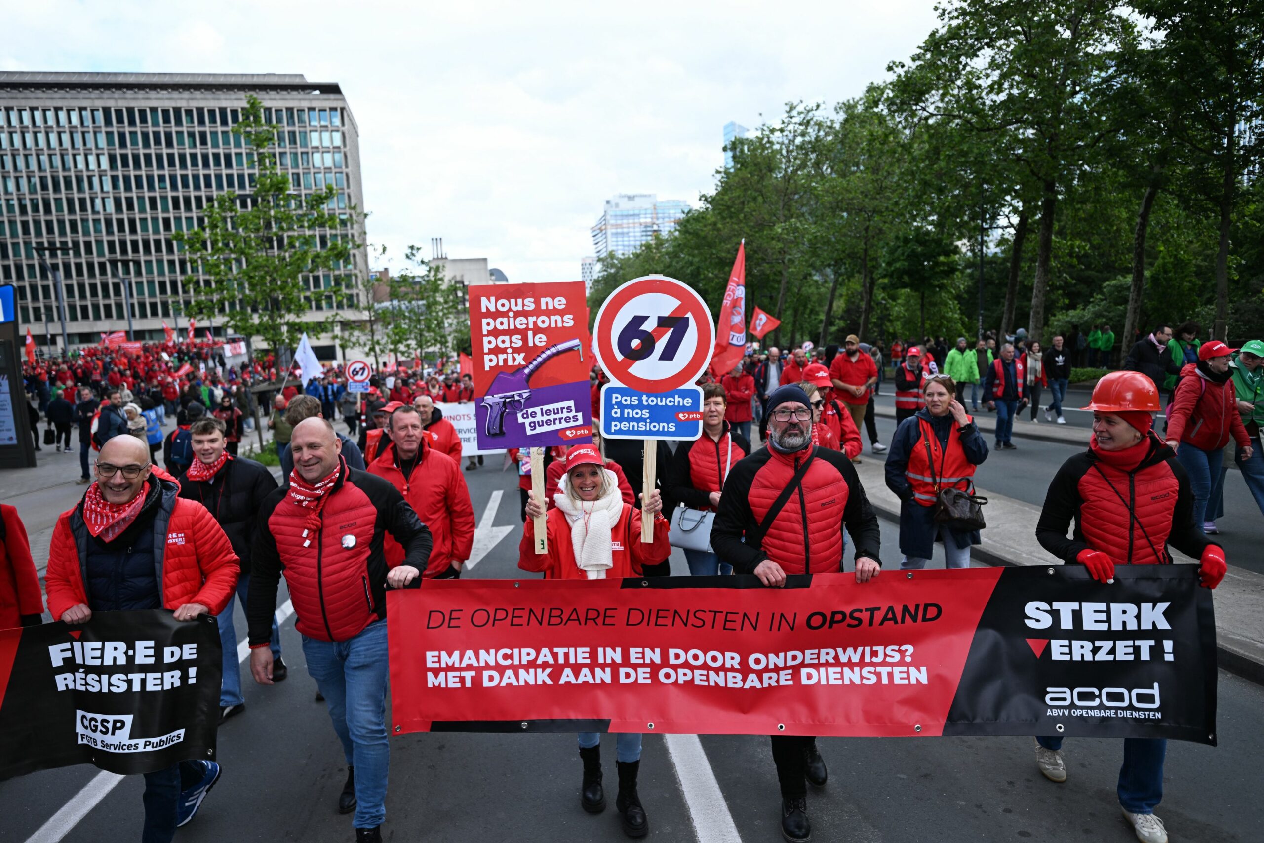 Mii de belgieni protestează împotriva reformelor guvernului