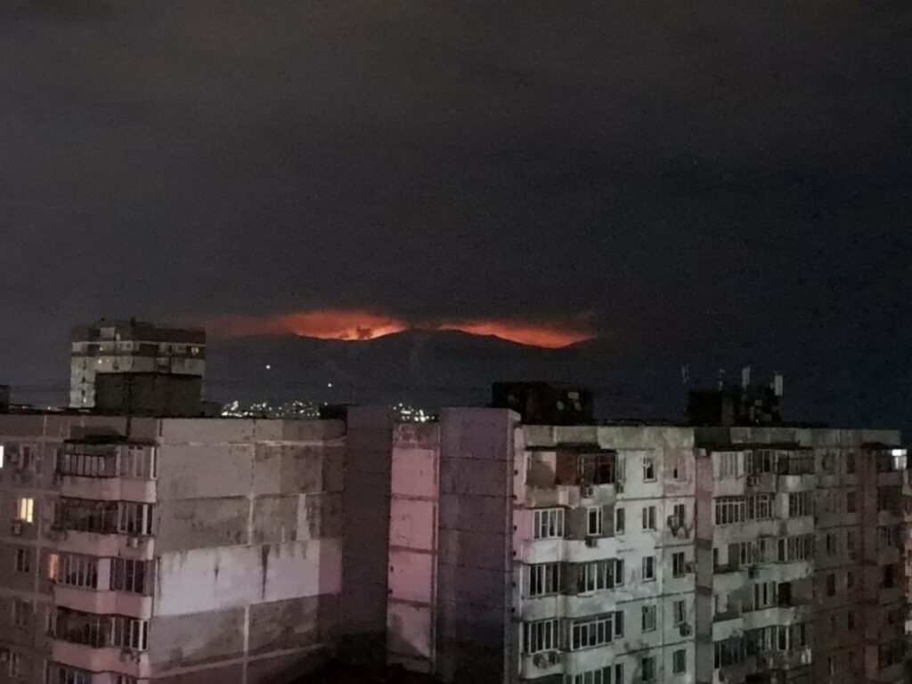 Un atac cu drone ucrainene a provocat un incendiu la terminalul petrolier din Novorossiisk