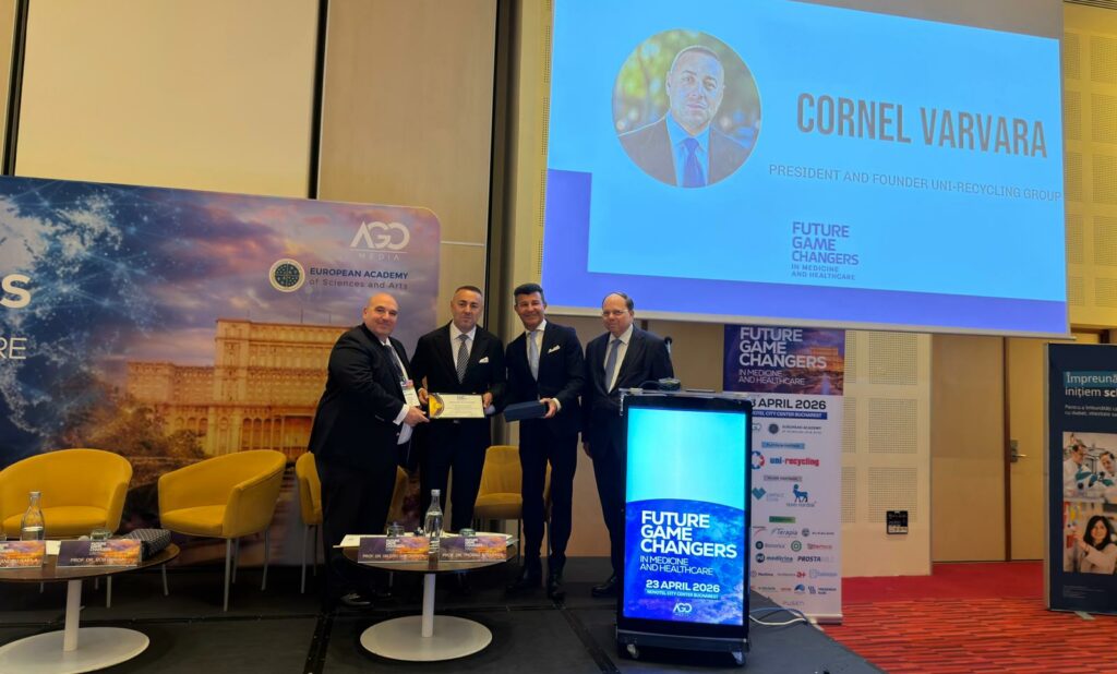 Cornel Varvara, premiat la București de Prof. Dr. Bob Djavan pentru implicarea în sănătate
