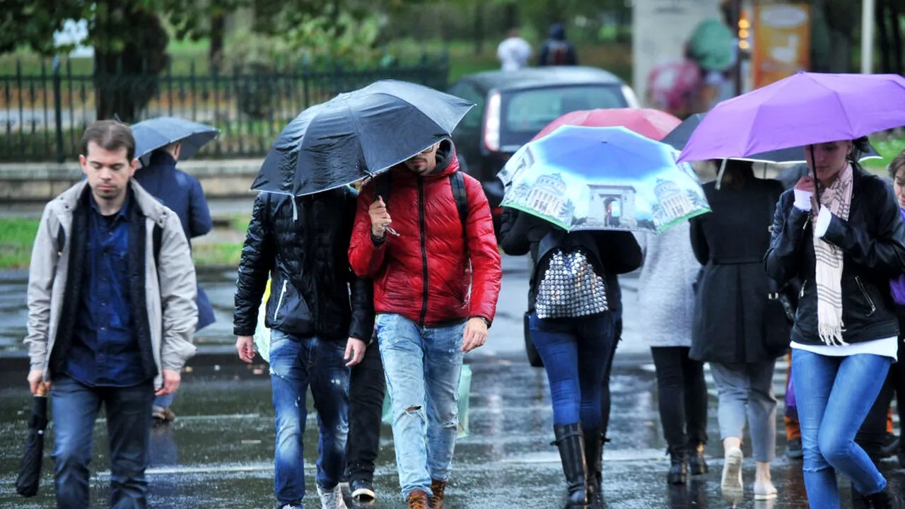 Cod galben de vreme instabilă în mai multe regiuni