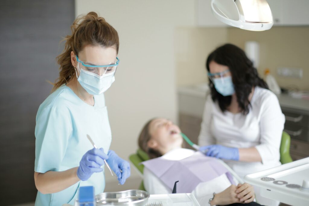 Copiii din Capitală pot merge la dentist în ambulatoriul renovat spitalului „Grigore Alexandrescu”