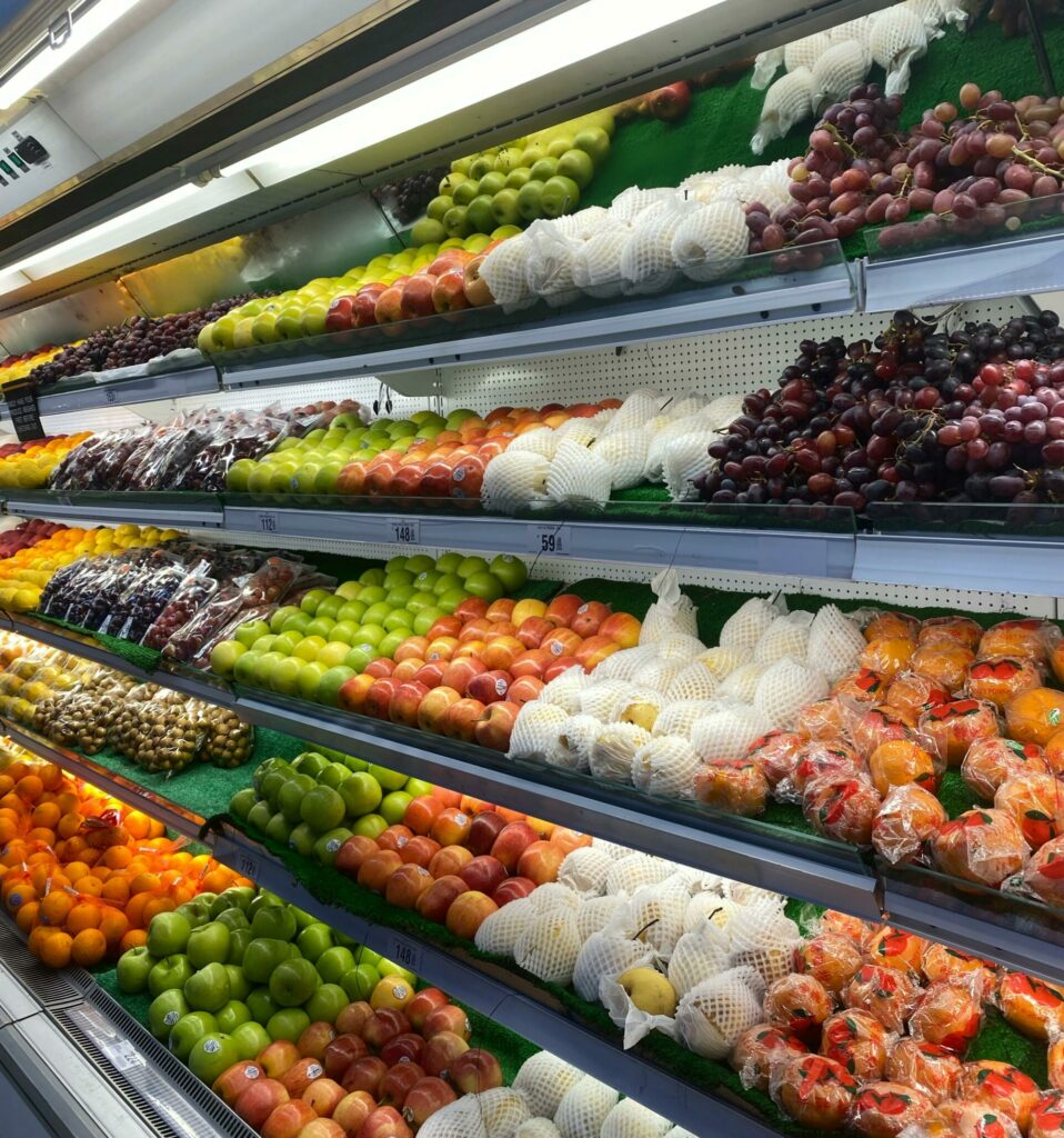 Pesticide peste limită în tot mai multe alimente din Uniunea Europeană