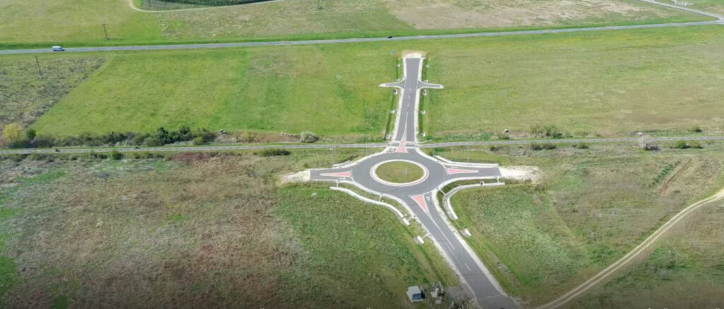 Ungaria a construit un sens giratoriu spre nicăieri cu bani europeni: 1,25 de milioane de euro