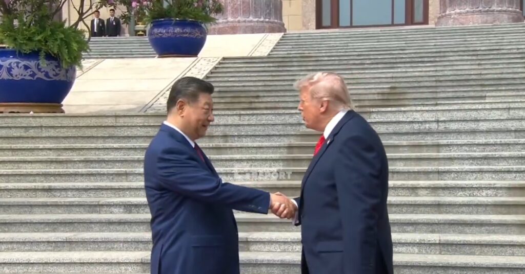 Trump și Xi Jinping au început negocierile decisive de la Beijing. Comerțul, Iranul și Taiwanul, pe agenda discuțiilor