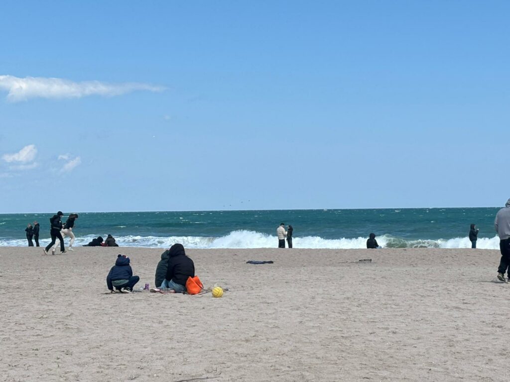 Minivacanța de 1 Mai. Care sunt cele mai căutate stațiuni de pe litoral și cum sunt tarifele față de anul trecut