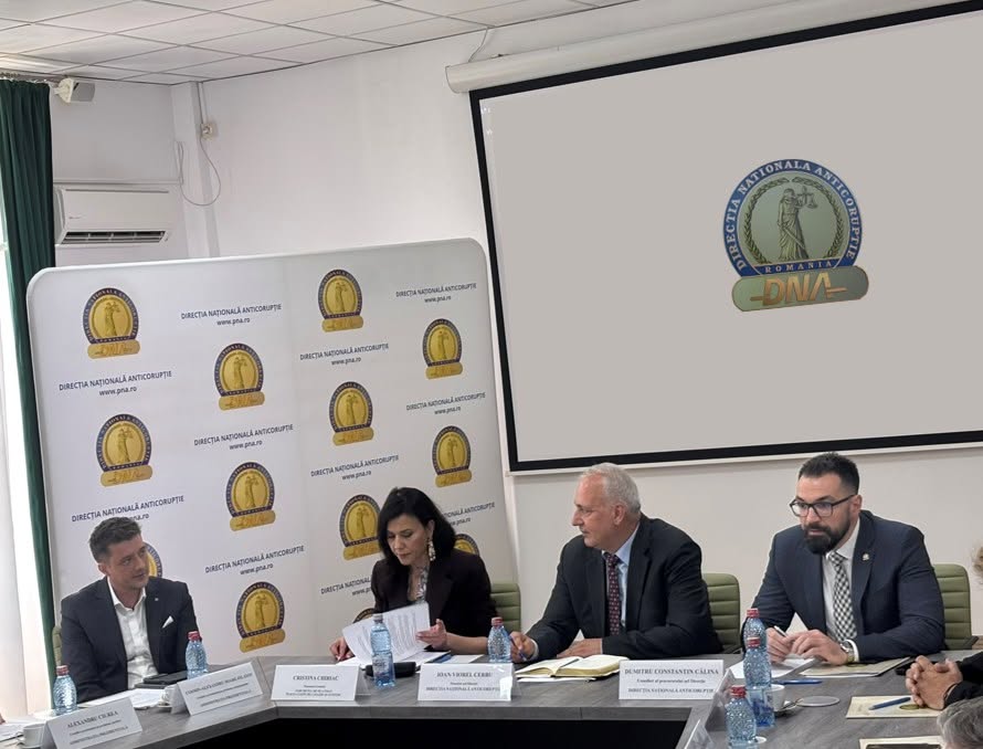 Șeful DNA și procurorul general al României se ocu