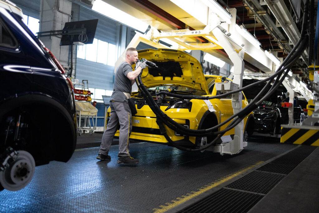 Renault, Volkswagen și Stellantis cer un plan „Made in EU” p