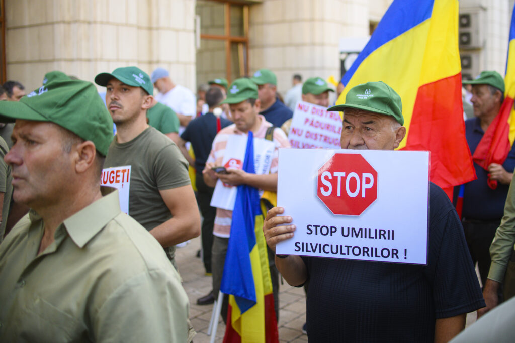 Federația SILVA cere eliminarea prevederii ce anulează compensarea sporului de risc prevăzută de Codul silvic